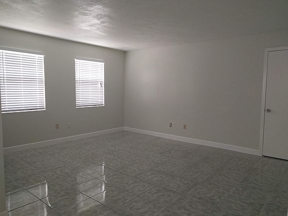 5th image of 1306 E Muriel St #Upstairs