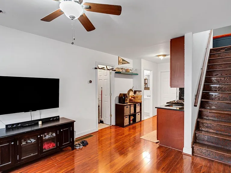 406 Pierce St #1 — Photo 8