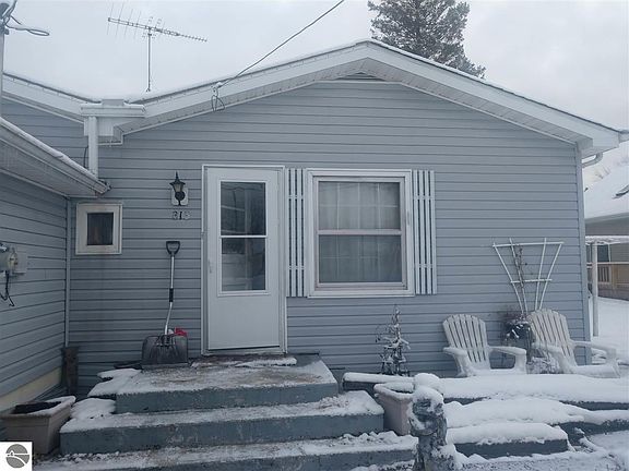 5th image of 813 S Augres River Dr