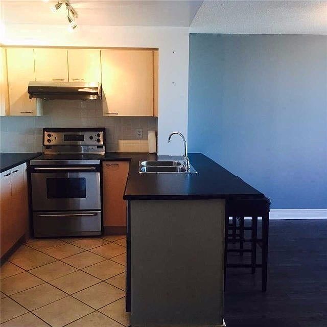 2nd image of 48 Suncrest Blvd #901