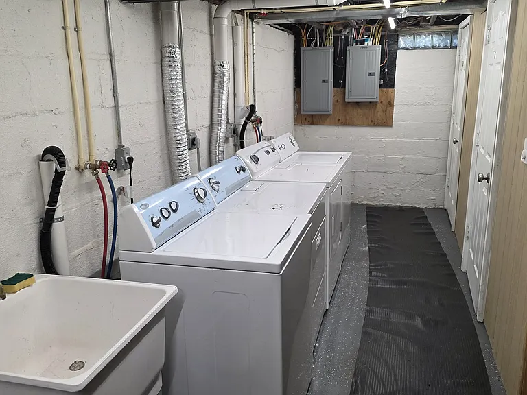 LAUNDRY