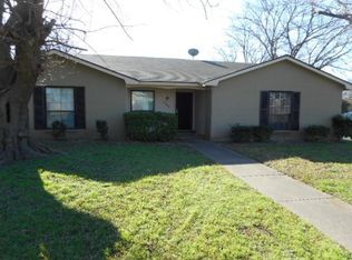 1062 Alicia Ln, Lancaster, TX 75134