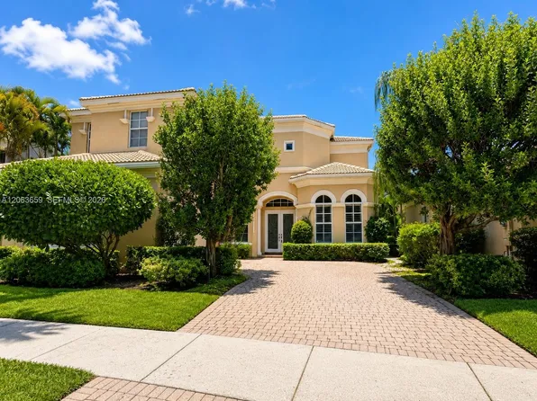 138 Tranquilla Dr, Palm Beach Gardens, FL 33418