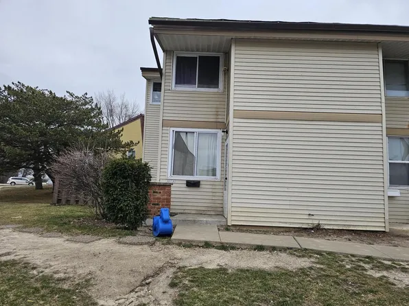 8847 North Swan ROAD #A, Milwaukee, WI 53224