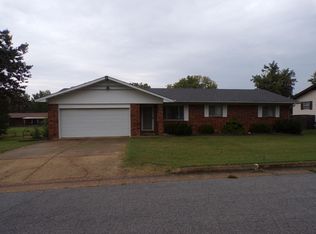 1503 W 4th St, West Plains, MO 65775