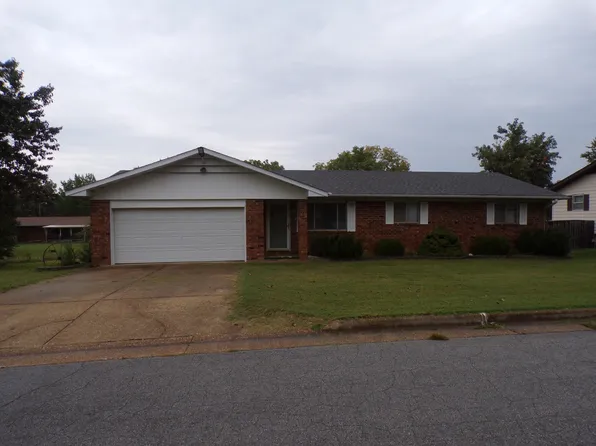 1503 West Fourth Street, West Plains, MO 65775
