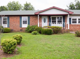 304 Longhorn Dr, Fayetteville, NC 28303