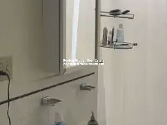 111 Park Dr. #55 Boston - Fenway Unit Photo 3