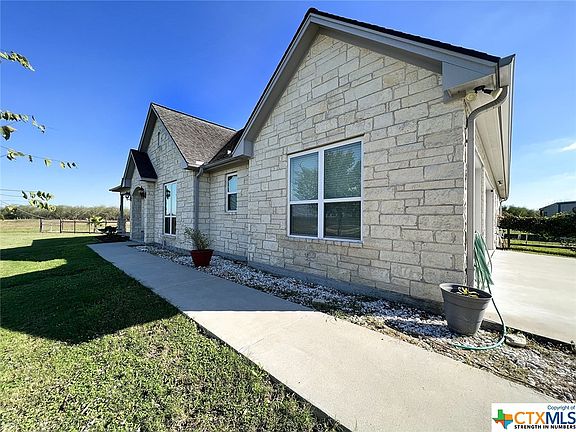 2nd image of 325 Kendal Dr