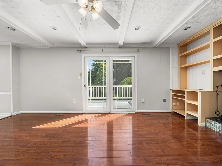 222 Apple Blossom Ct — Photo 33