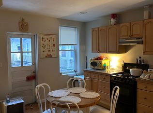 220 Hanover St APT 8, Boston, MA 02113