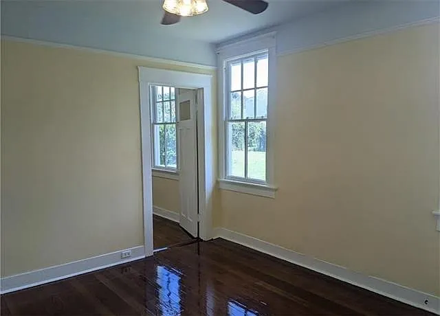 1235 Josephine St — Photo 4