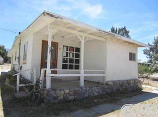 32183 Foothill Rd, Lucerne Valley, CA 92356