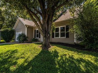 160 Betsey Anne Ct, Bowling Green, KY 42103