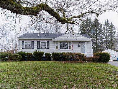 1145 Doris Dr, Hubbard, OH, 44425