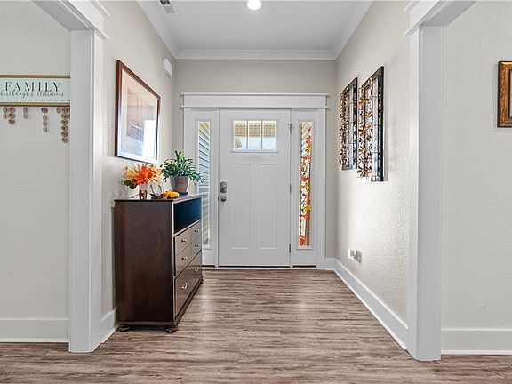4th image of 104 Smitty Ln