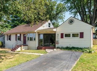 205 Devon Rd, Staunton, VA 24401