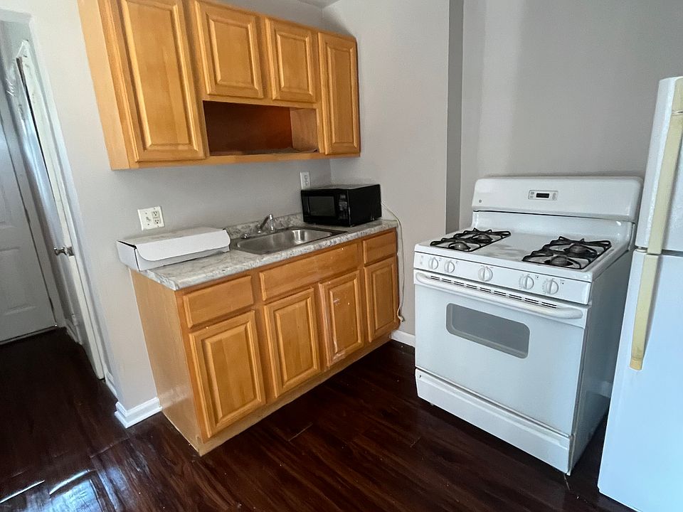1st image of 8052 Frankford Ave #3