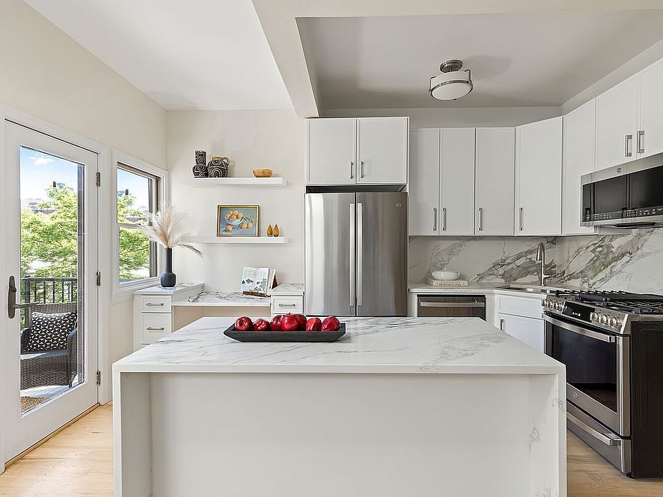 1st image of 91 Douglass St APT 5