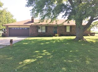 603 E Meadow Ln, Nevada, MO 64772