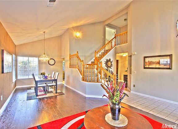 5th image of 2926 Nolana Ct