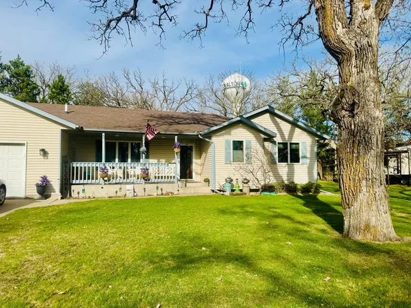 216 N Birch St, Royalton, MN 56373