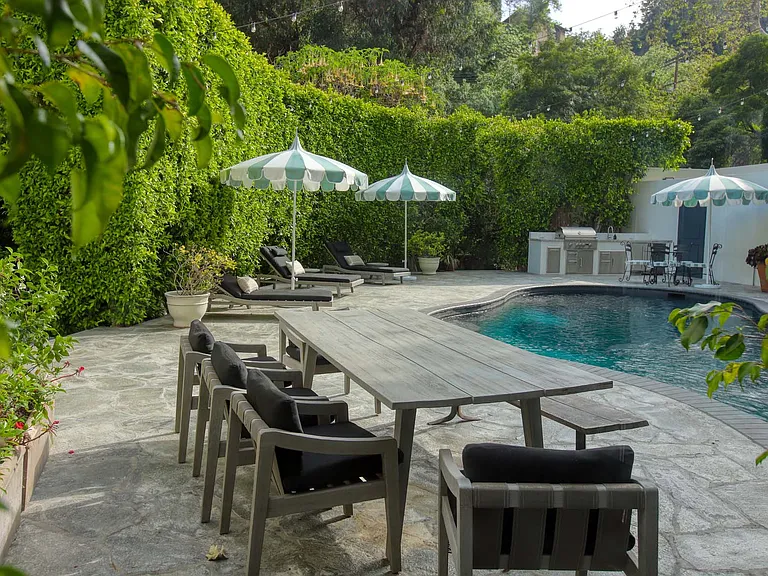 2050 Laurel Canyon Blvd — Photo 34