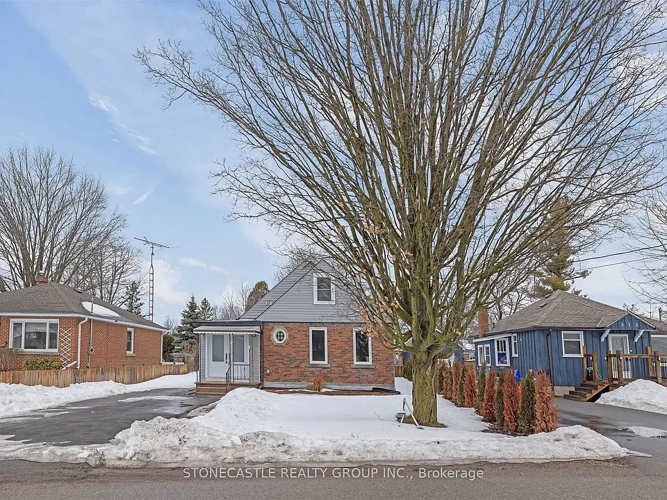 269 Peel St
