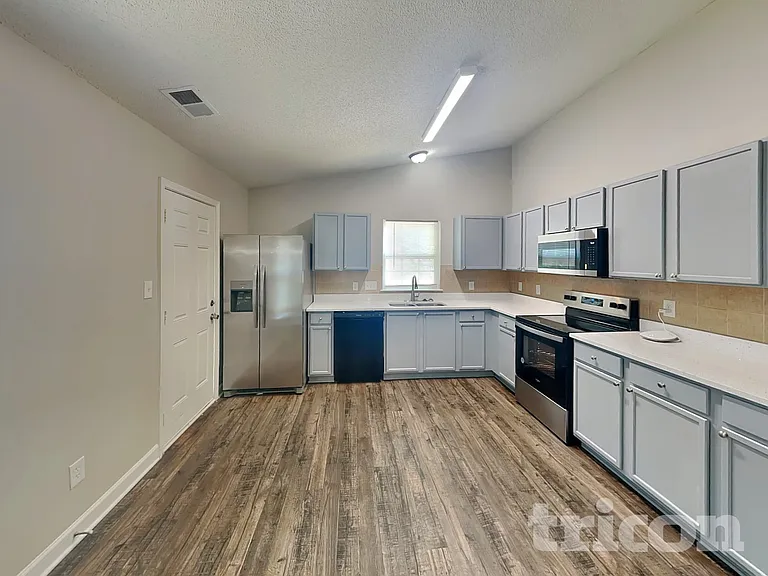 7117 Red Bud Cir — Photo 5