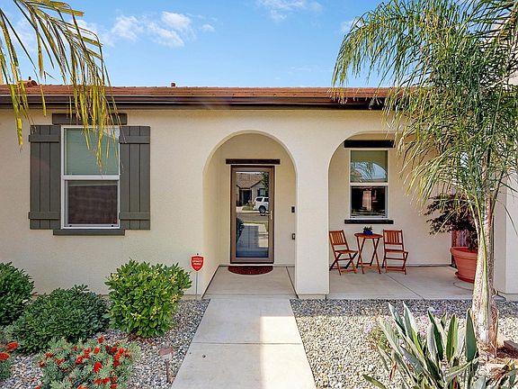 5th image of 1426 Linda Mesa Dr