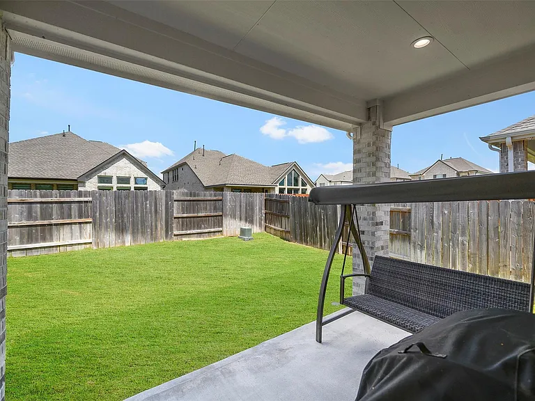7115 Prairie Heights Dr — Photo 27
