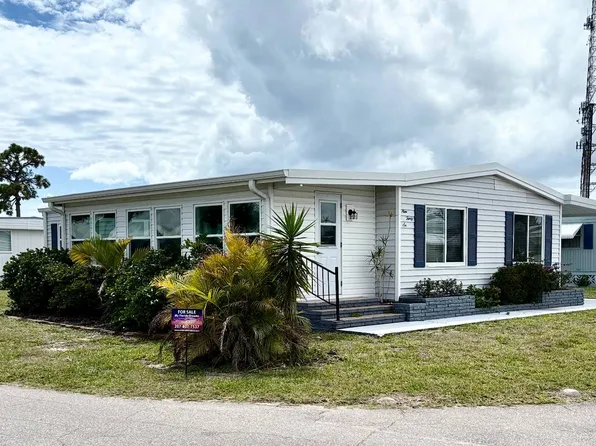 936 Xanadu St W, Venice, FL 34285