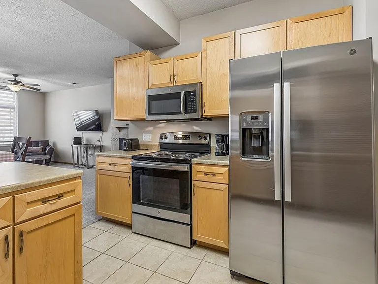 Modern kitchens make meal prep simple while keeping everyday essentials within reach.