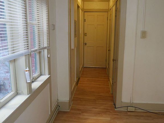 5th image of 545 Georgia St APT 105