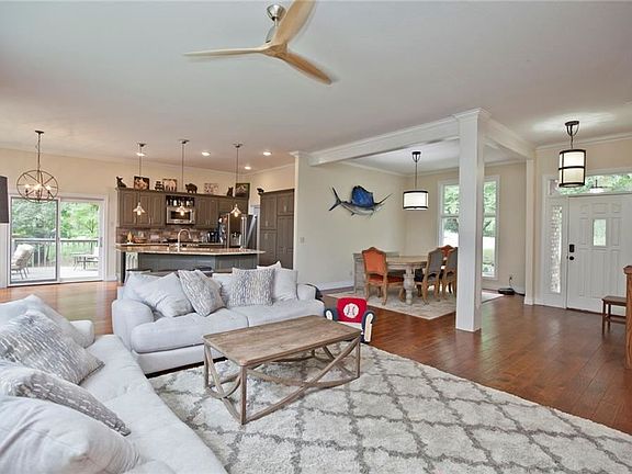 2nd image of 13604 Teton Ln