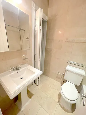 Rented by Centennial Properties NY | media 7