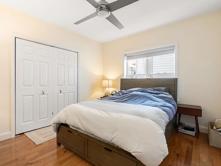 583 Main St #583 — Photo 8
