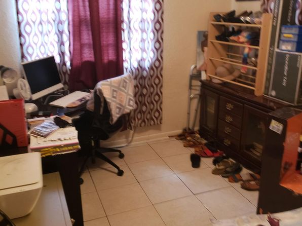 jacksonville-florida-154639368 picture