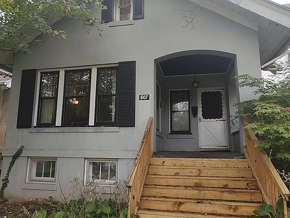 5th image of 807 W 1st St
