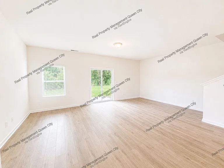 3105 Lilac Grove Dr — Photo 17