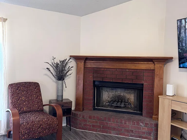 7503 Hunters Hollow Ln — Photo 20