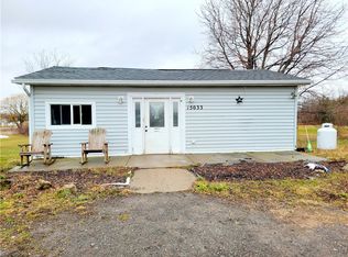 15033 E Lee Rd, Albion, NY 14411