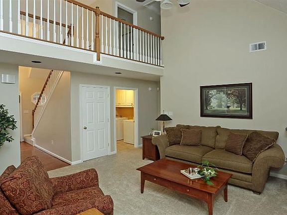 4th image of 3125 Glenwood Dr