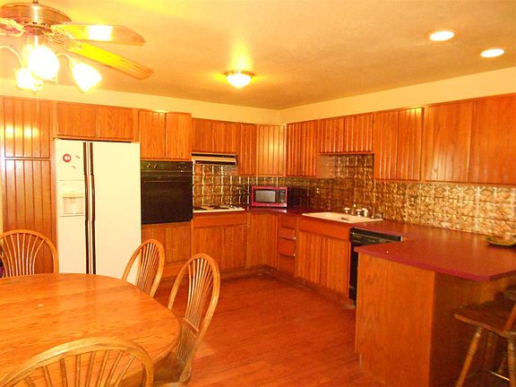 3rd image of 2911 S Peoria Dr