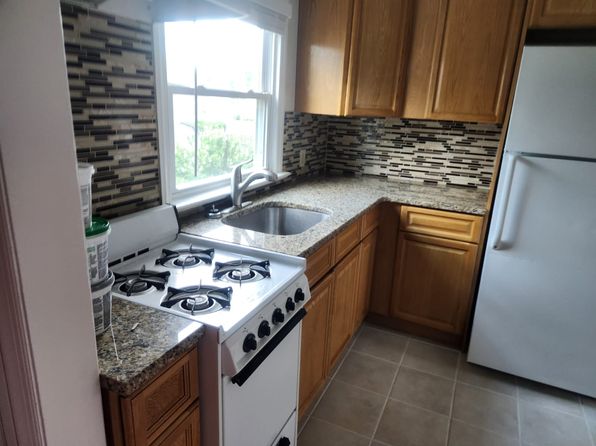 545 Lorraine Ave APT B