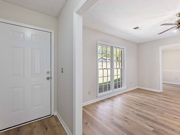 2nd image of 5514 Rockhurst Dr