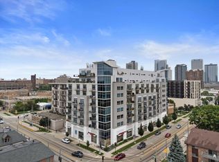 601 E Ogden Ave UNIT 611, Milwaukee, WI 53202