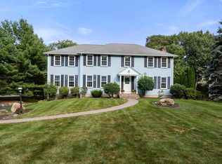 14 Saxon Ln, Shrewsbury, MA 01545