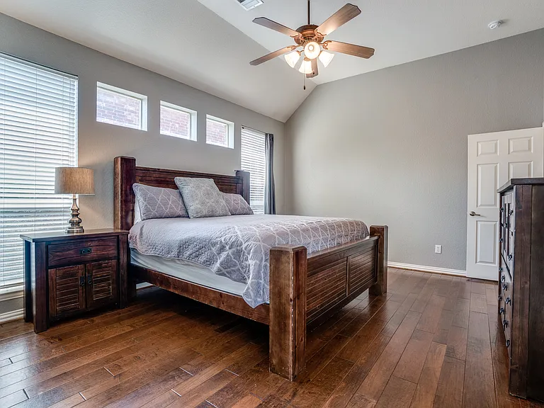 4432 Duval Dr — Photo 25