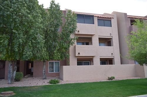 1st image of 540 N May St APT 1089